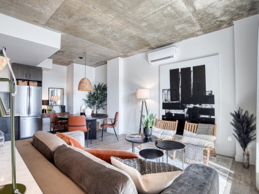 Place de l'Orme - New Rentals in Bromont with indoor parking near the metro: Studio/loft